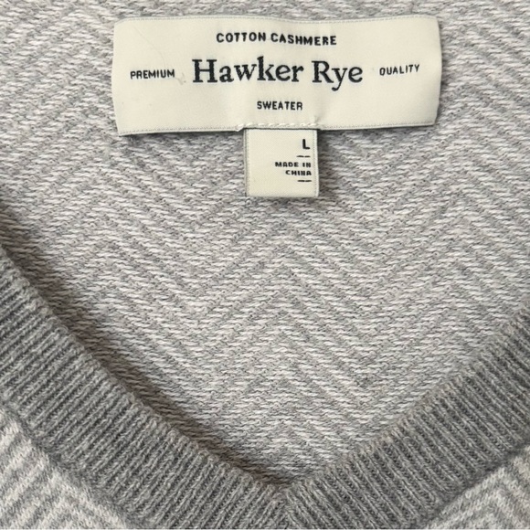 Hawker Rye Men's Grey Herringbone Premium Cotton Cashmere V Neck Sweater Large - Picture 5 of 7